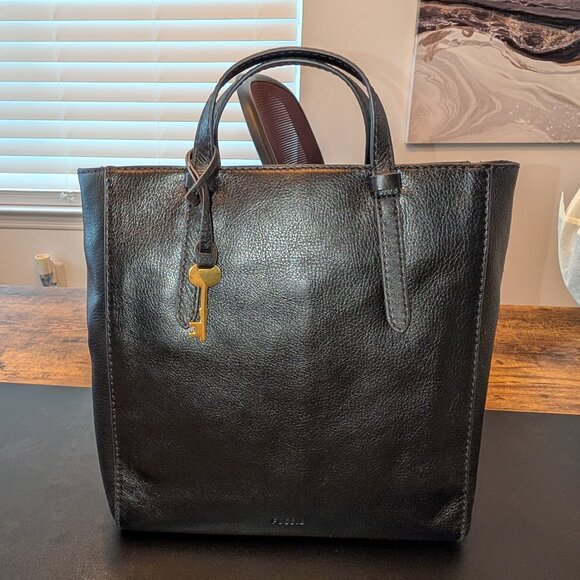 Fossil Camilla Convertible Backpack Bag - Picture 1 of 10